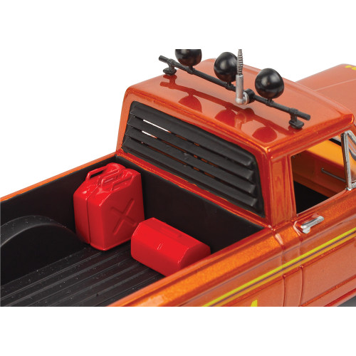 1979 Jeep J-10 Pickup with Camper Top - Plastic Model Kit 1:24 Scale Alt Image 6