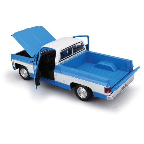 1974 Chevrolet C10 Cheyenne Super - Blue/White 1:18 Scale Diecast