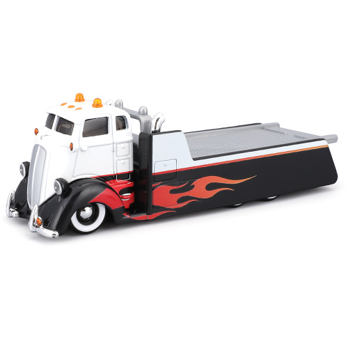 COE Custom Flatbed & 1979 K5 Blazer 1:64 Scale Alt Image 6