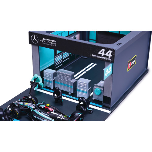 2024 Mercedes F1 W15 Pit Pass - Hamilton #44 Alt Image 4