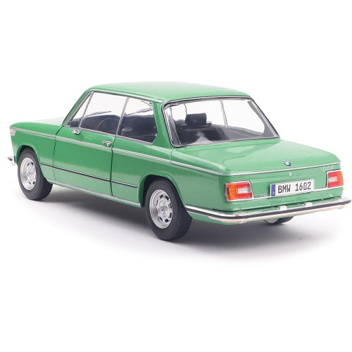 1971 BMW 1602 - Taiga Alt Image 4