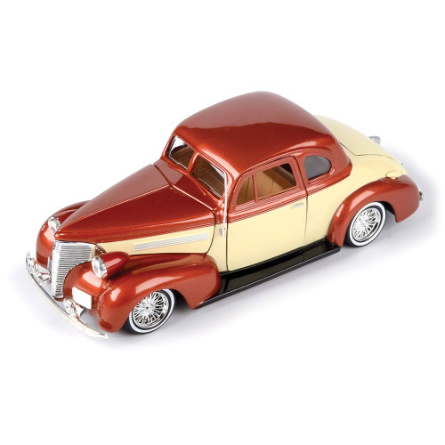 1939 Chevrolet Coupe - Kult Klassics 1:24 Scale Alt Image 1