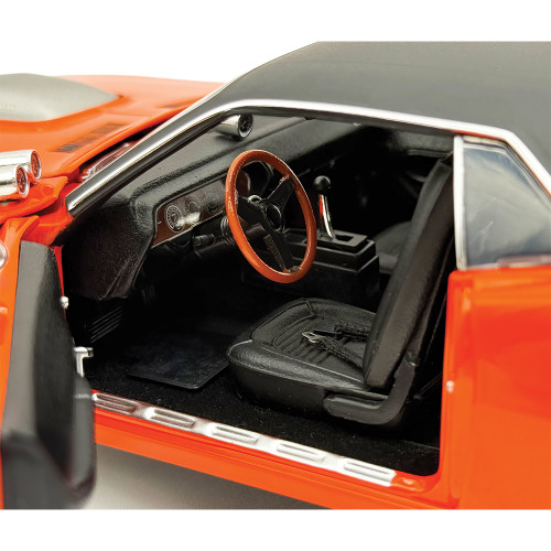 1970 Plymouth HEMI Cuda - Sun Kissed Cuda - Sox & Martin Alt Image 3