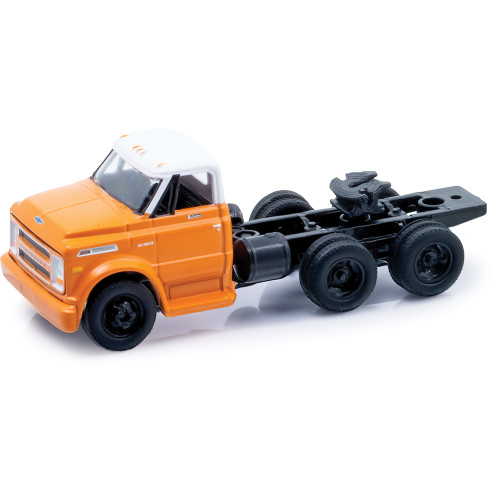 1970 Chevrolet C60 Truck & 1974 Chevrolet Cheyenne Super 30 Diecast Collection Alt Image 1