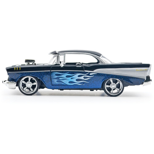 1957 Chevy Bel Air - Kult Klassics 1:24 Scale Diecast Model by