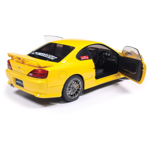 1999 Nissan Silvia S15 Spec-R Aero - Lightning Yellow Alt Image 2