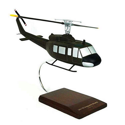 UH-1D Iroquois 1/32 Model Main Image