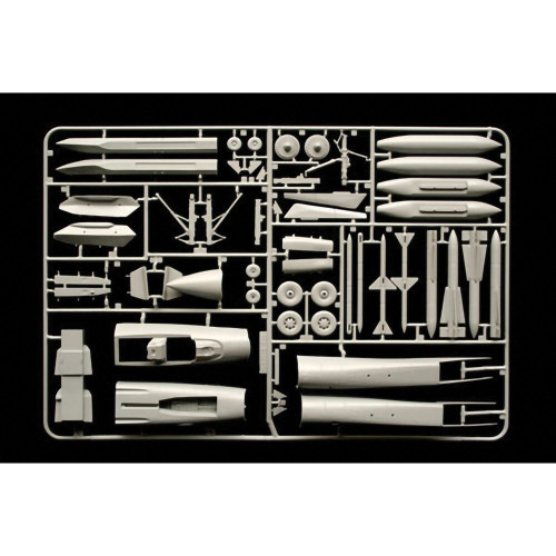 F-14A Tomcat 1/48 Kit 1:48 Scale Alt Image 3