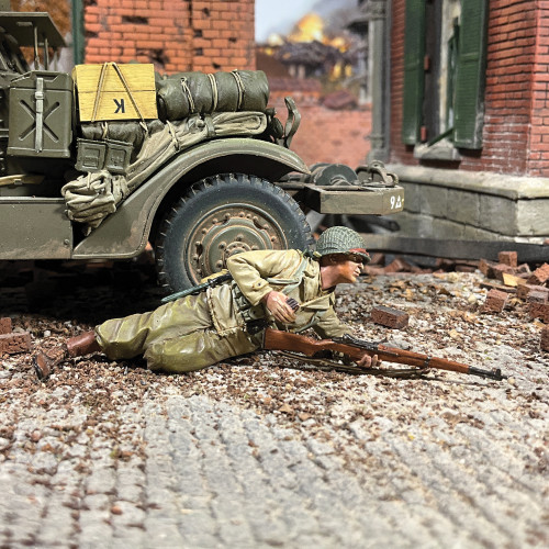 U.S. Infantryman Prone Loading M1 Garand 1943-45 1/30 Figur WILLIAM BRITAIN (25288) 1:30 Scale Alt Image 1