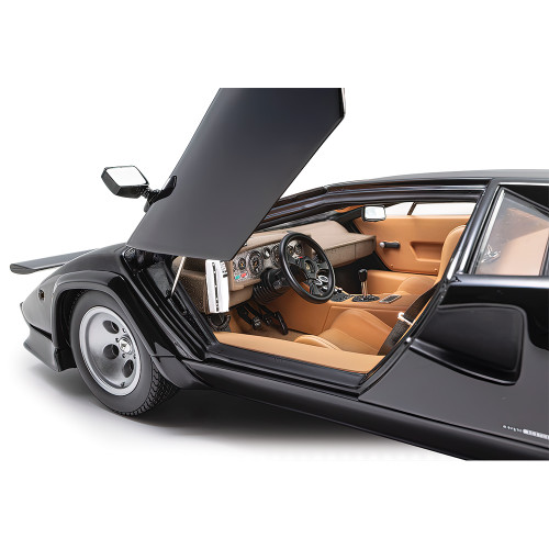 Lamborghini Countach LP 400 S - The Cannonball Run 1:18 Scale Alt Image 4