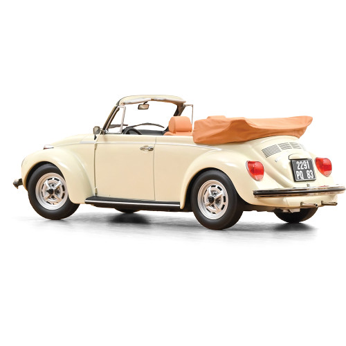 1972 VW 1303 Cabriolet - Light Ivory 1:18 Scale Alt Image 1