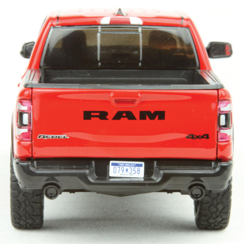 2019 Ram 1500 Rebel Crew 1:27 Scale Alt Image 2