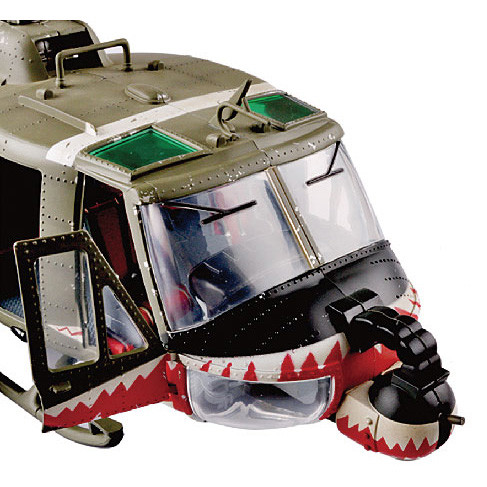 UH-1B Huey 1/18 Kit Alt Image 2