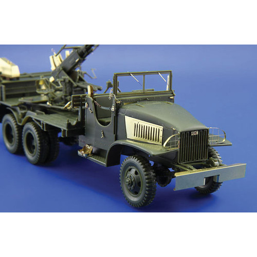 GMC Bofors 40mm Gun Cargo Truck 1/35 Kit Alt Image 2
