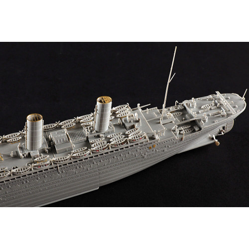 RMS Olympic 1/700 Kit HOBBY BOSS (83421) Alt Image 3