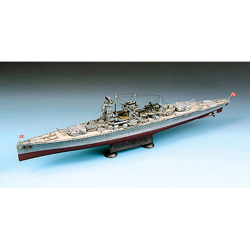 Admiral Graf Spee 1/350 Kit Main Image