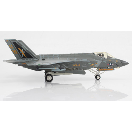 F-35C Lightning II 1/72 Die Cast Model VMFA-251 2024 1:72 scale Alt Image 3