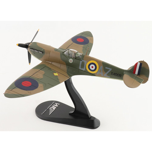 Spitfire MK.1a 1/48 Die Cast Model Flt Lt P C Hughes, RAF, 1940, Alt Image 1