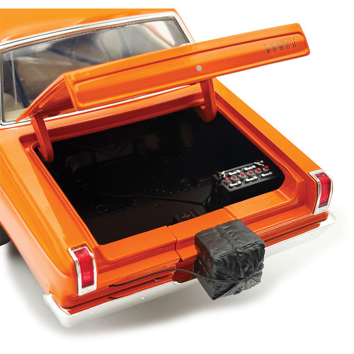 1965 Dodge Coronet AWB - Go Man Go! 1:18 Scale Alt Image 5