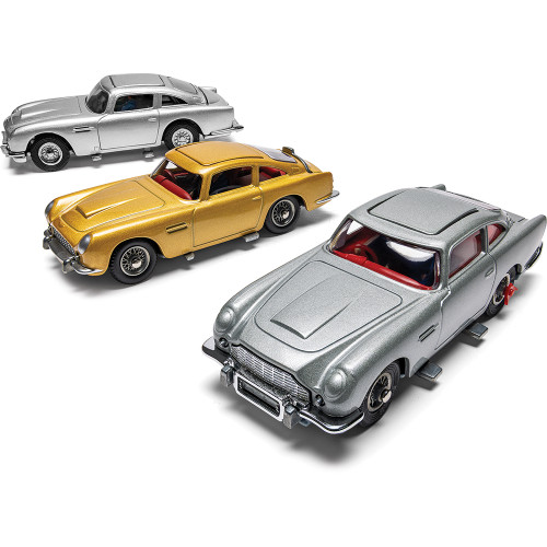 James Bond Aston Martin DB5 Classic Corgi 70th Anniversary Collector Set 1:46 Scale Alt Image 4