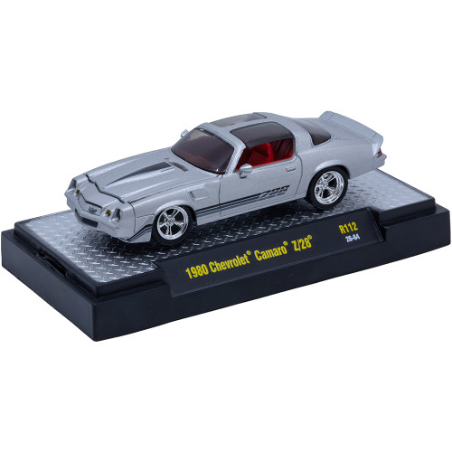 1980 Chevrolet Camaro Z28 - Silver 1:64 Scale Alt Image 1