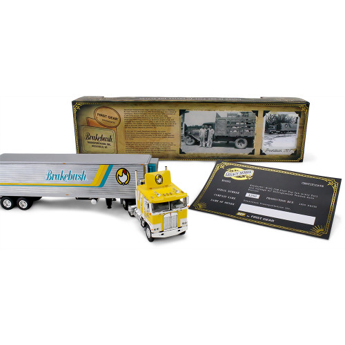 Kenworth® K100 COE Flat Top & 40' Vintage Trailer with Reefer - Legacy™ Series #6 - Brakebush 1:64 Scale Alt Image 3