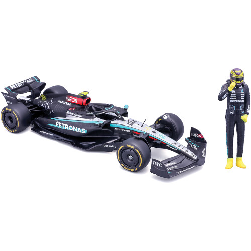 2024 F Mercedes W15 w/Figure - Hamilton #44 1:24 Scale Alt Image 1