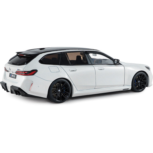 2025 BMW M5 Touring Alpine White Solid 1:18 Scale Alt Image 2