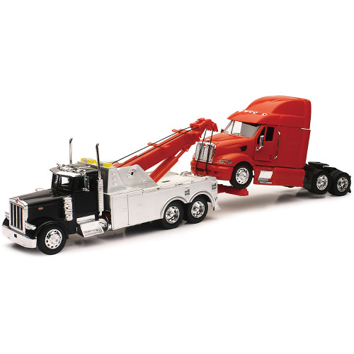 Peterbilt Tow Truck W/Peterbilt Truck Cab 1:32 Scale Main Image