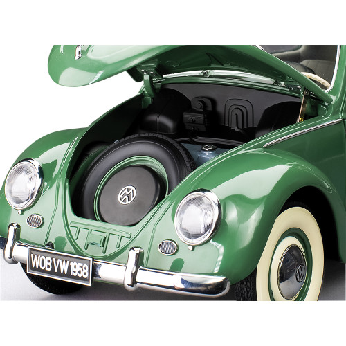 1950 Volkswagen Beetle Saloon Opening Roof - Green 1:12 Scale Alt Image 8