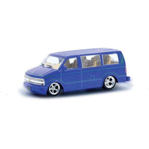 1995 Chevrolet Astro Van - Blue 1:64 Scale Main Image