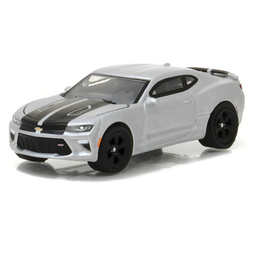 Greenlight 164 General Motors Collection Series 2 - 2017 Chevrolet Camaro SS - Silver Ice Metallic with Metallic Black Rally Str 164 Scale Diecast Model by Greenlight GL27875-E Greenlight 164 General Motors Collection Series 2 - 2017 Chevrolet Camaro SS - Silver Ice Metallic with Metallic Black Rally Str 164 Scale Diecast Model by Greenlight GL27875-E