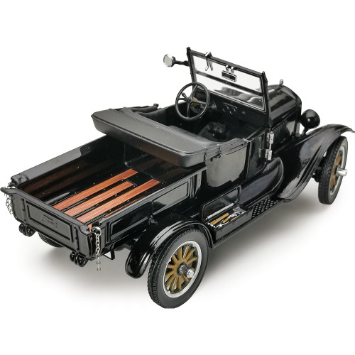 1925 Ford Model T Pickup 1:24 Scale Diecast Model by Sunstar
