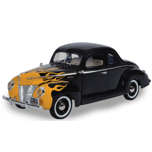 Motormax 1940 Ford Deluxe Hot Rod 118 Scale Diecast Model by Motormax 19985NX 661732310845