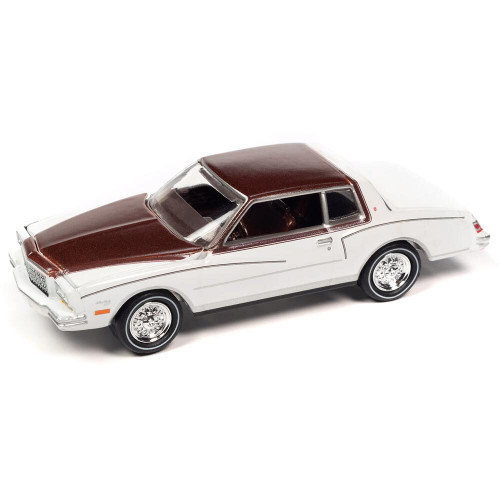 1980 Chevrolet Monte Carlo - Gloss White w/Dark Claret Poly Roof & Hood 1:64 Scale Main Image
