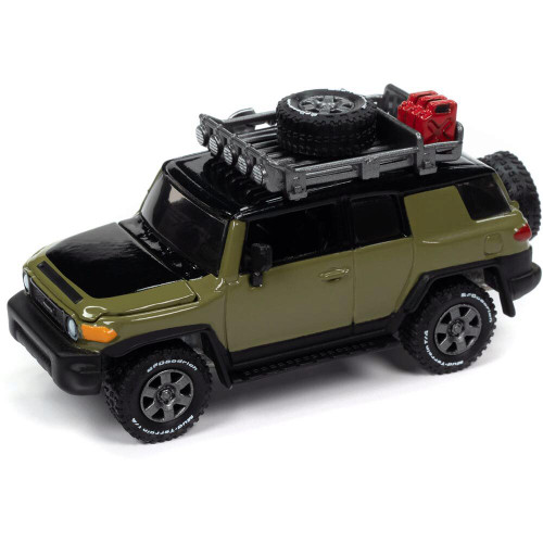 2007 Toyota FJ Cruiser (Off Road) - Light Green w/Flat Black 1:64 Scale Main Image