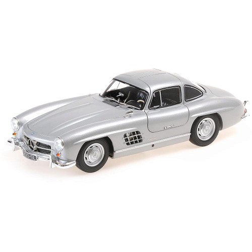 1954 MERCEDES-BENZ W196 R STREAMLINER #18 J.M.FANGIO WINNER