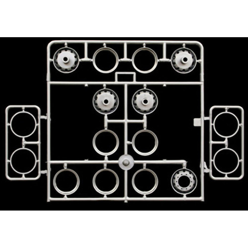 Classic Peterbilt 378 1/24 Kit Alt Image 5