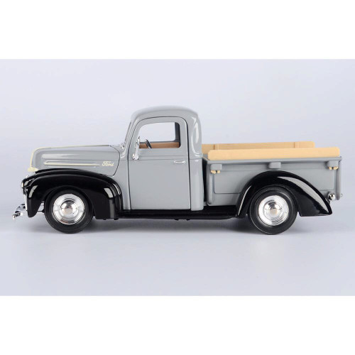 1942-47 Ford Jailbar Pickup - Grey 1:24 Scale Alt Image 1