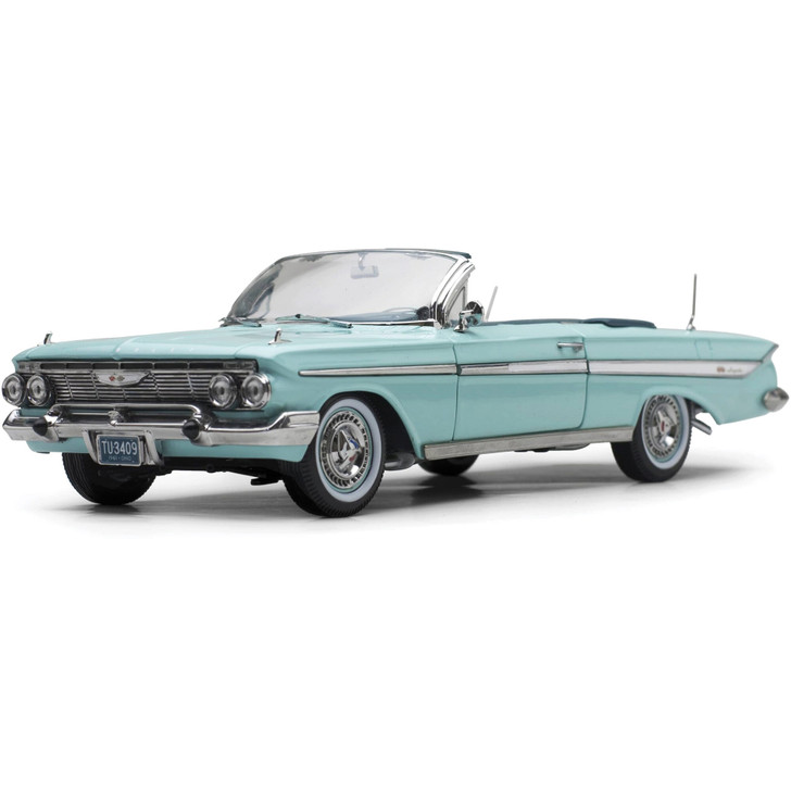 1961 Chevrolet Impala SS Convertible -Seafoam Green 1:18 Scale