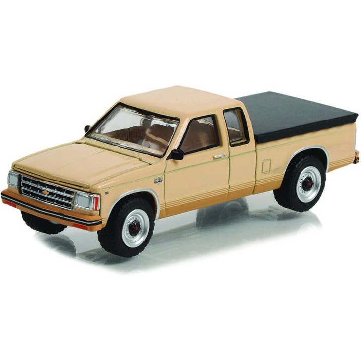 1983 Chevrolet S-10 Durango with Bed Cover 1:64 Scale Diecast Model Truck