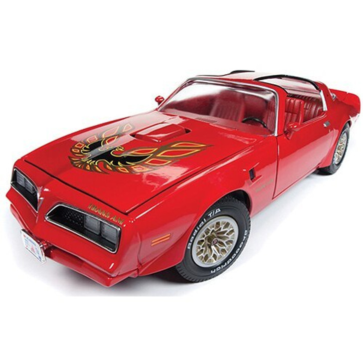 1977 Pontiac Trans Am 118 Scale Diecast Model by American Muscle