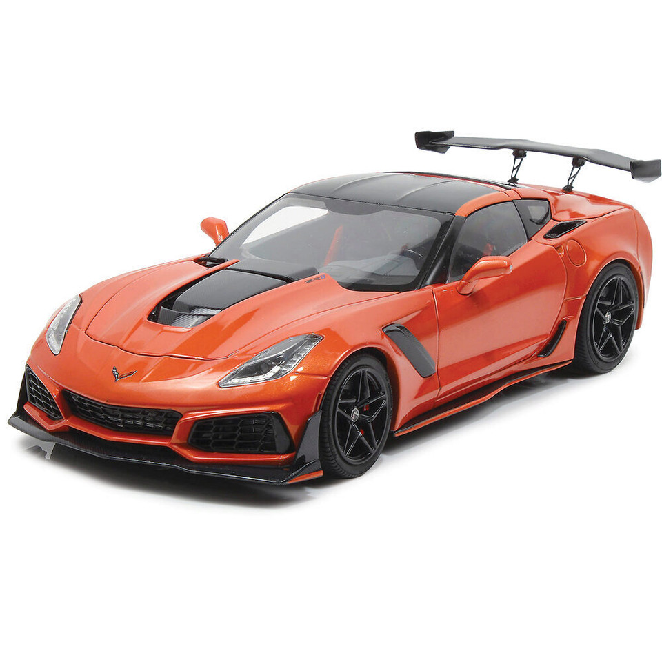 2019 Chevrolet Corvette ZR1 - Sebring Orange Tintcoat 1:18 Scale Main Image