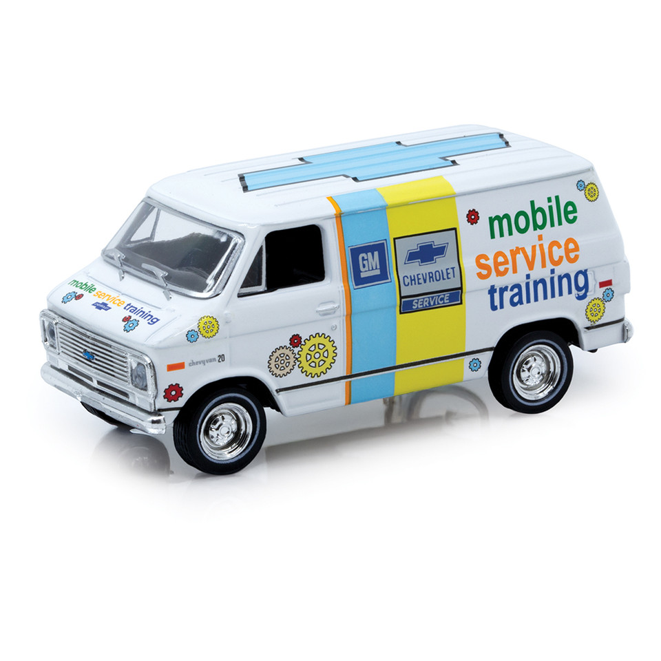 1972 Chevrolet G10 Van - Training Wheels 1:64 Scale Main Image