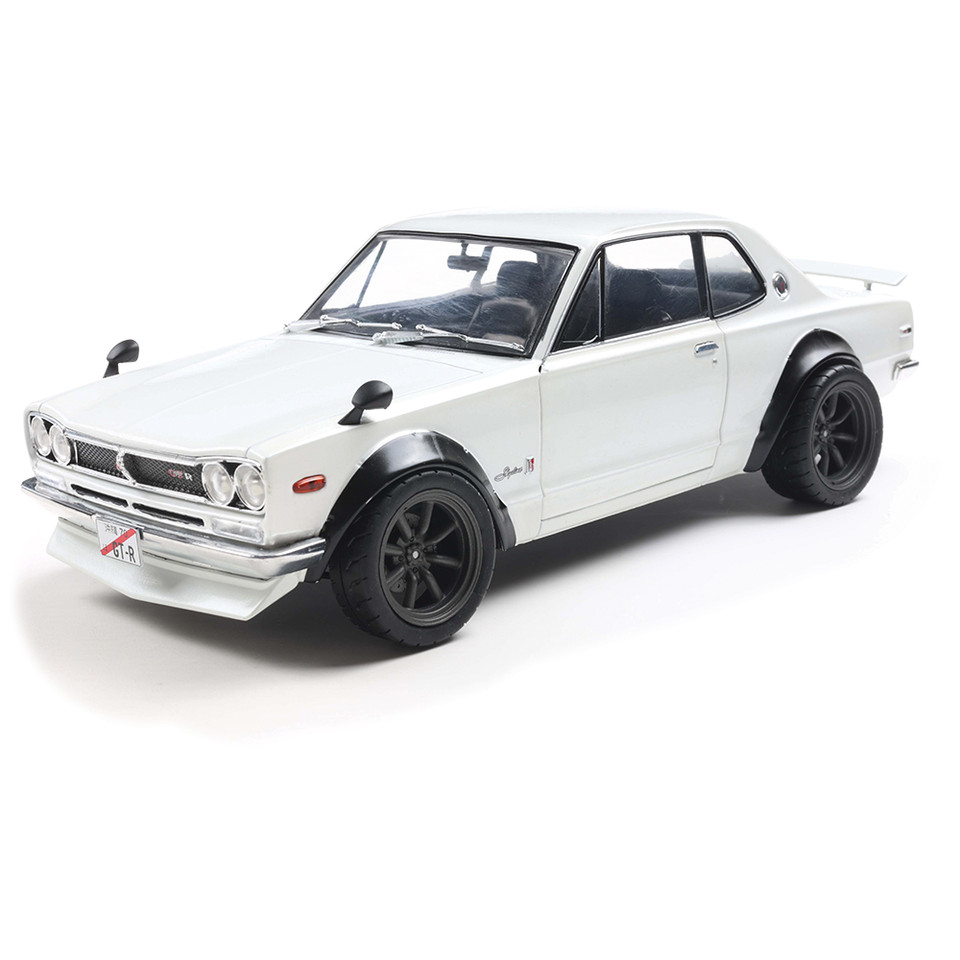 1970 Nissan Skyline (C10) Hakosuka Solido Works - Pearl White Main Image