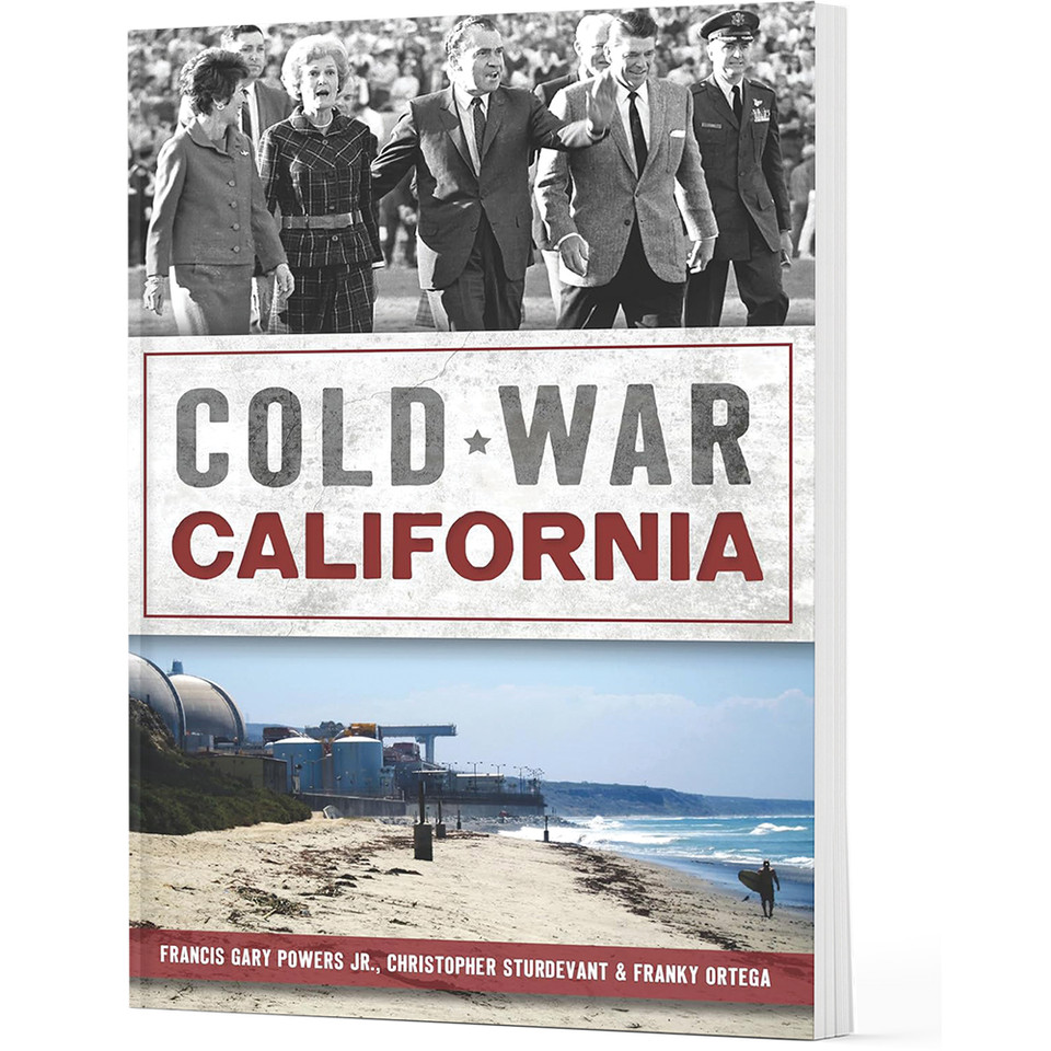 Cold War California History Press (9781467170208)  Main Image