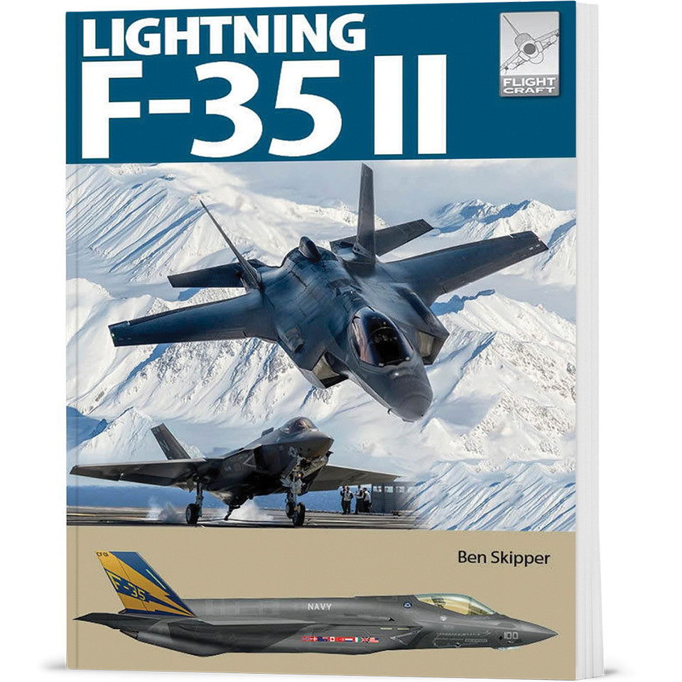 Lockheed Martin F-35 Lightning II Air World (9781036121938)  Main Image