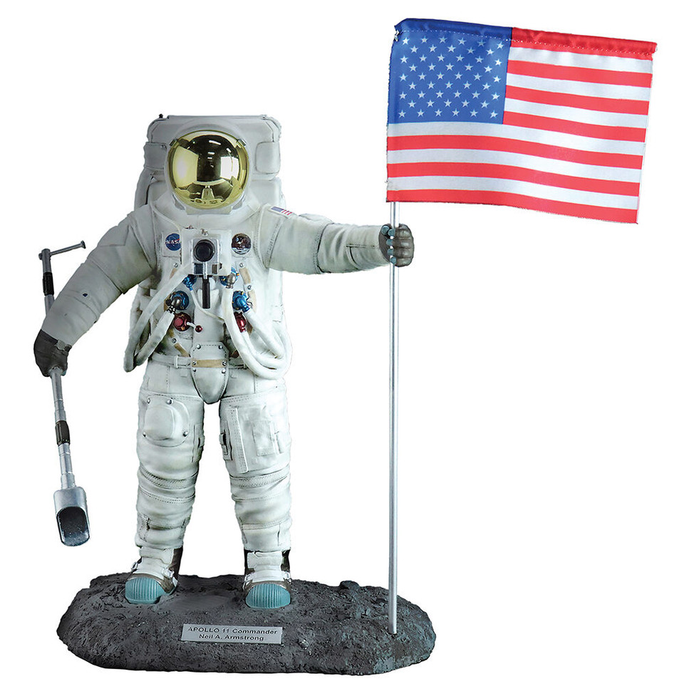 Neil Armstrong - First Man On the Moon Polyresin Statue Hobby Master (HF8001) 1:8 scale Main Image