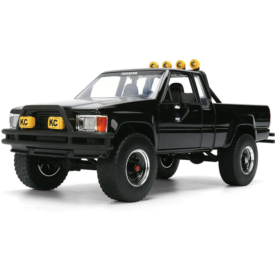 1985 Toyota Back to the Future SR5 Pickup w/MARTY's Skateboard 1:24 Scale Main Image