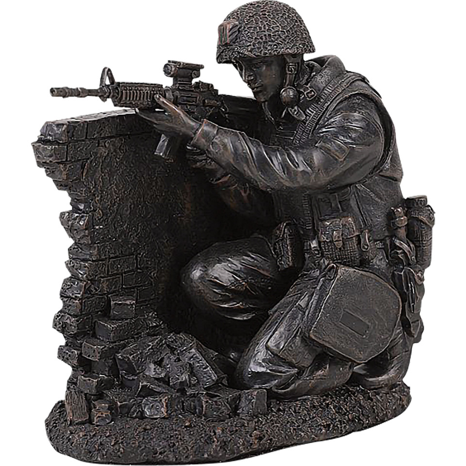 Vietnam Aiming Soldier Statue  Main Image